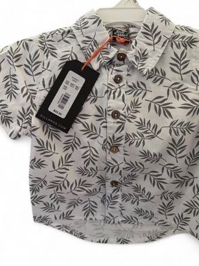 First Wave White Short-Sleeve Button-Down Shirt with Gray Leaf Print